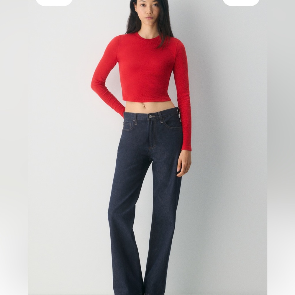 FINAL PRICE BEFOFE DONATION- 
Aritzia HomeStretch™ Rib Crew Waist Longsleeve